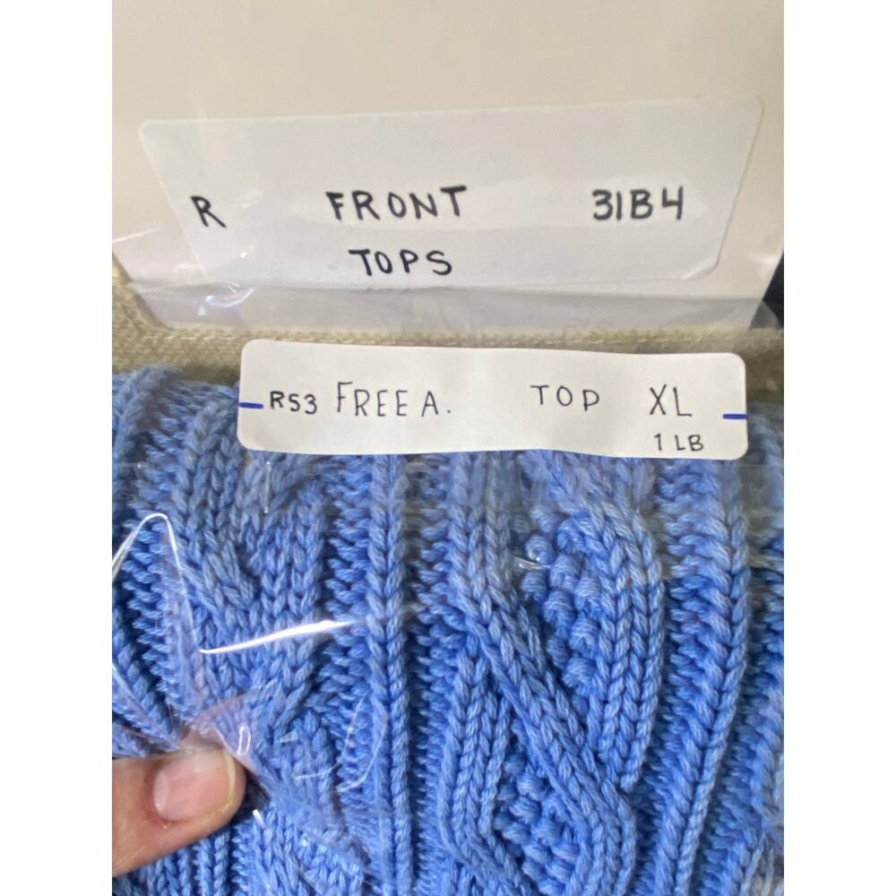 Free Assembly Scalloped Cable Knit Vest Size XL - Picture 6 of 7